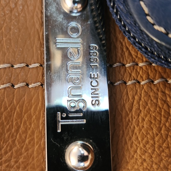 Tignanello leather crossbody and wallet Set - Picture 3 of 7